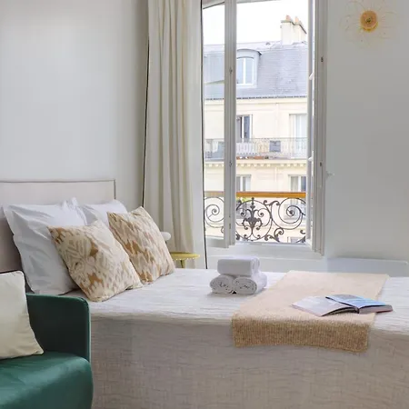 Apartmán Bnbnova - Pompidou - Montorgueil & Le Marais *